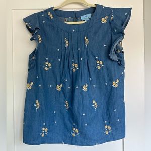 Cece embroidered ruffle sleeve blouse | size S